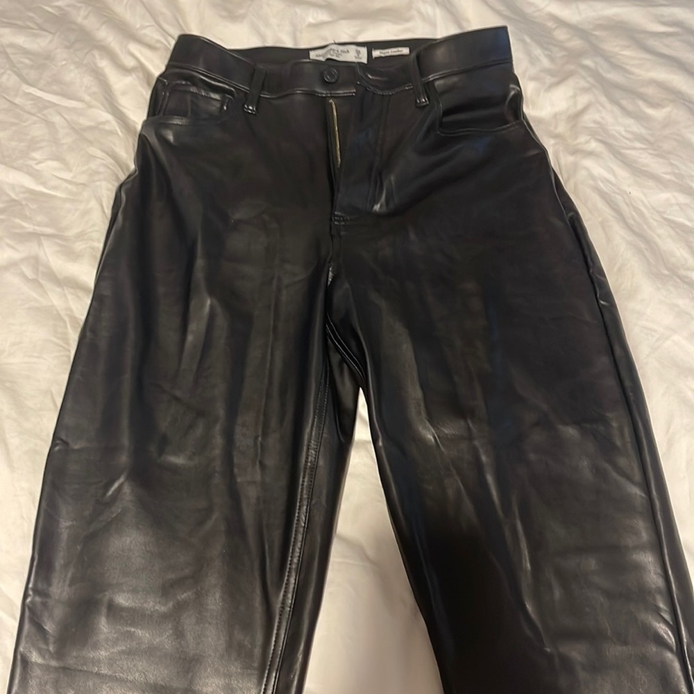 Abercrombie curve love leather pants size 28